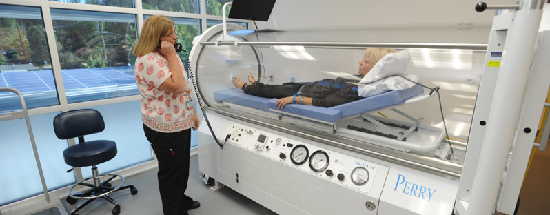 decompression sickness treatment hyperbaric chamber